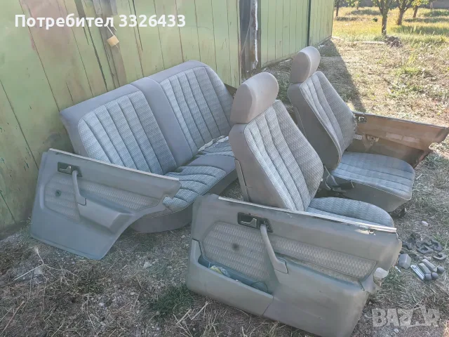 Сив салон от Мерцедес 190 , снимка 4 - Автомобили и джипове - 56415360