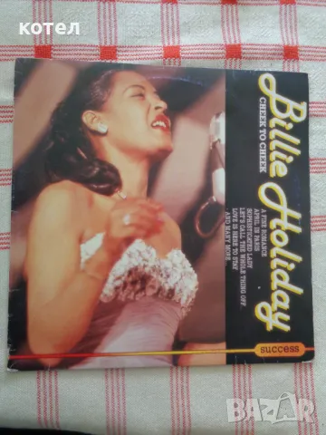 Продавам грамофонната плоча ; Billie Holiday – Cheek To Cheek