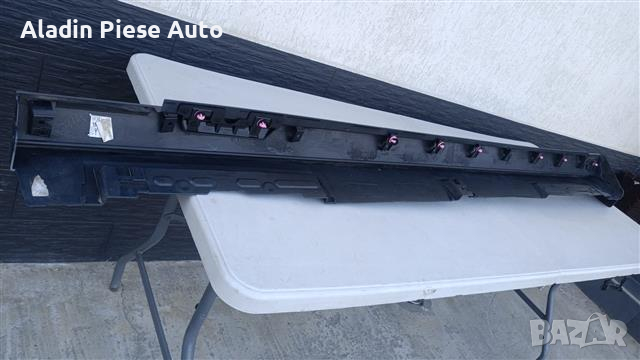 Орнамент за праг десен Mazda 3 година 2019 2020 2021 2022 код BCJH-51P41 , снимка 3 - Аксесоари и консумативи - 44665163