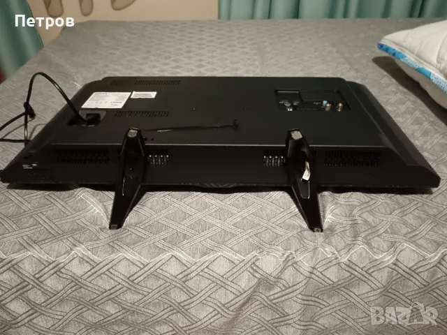 Телевизор PHILIPS 32 incha, снимка 4 - Телевизори - 49990677