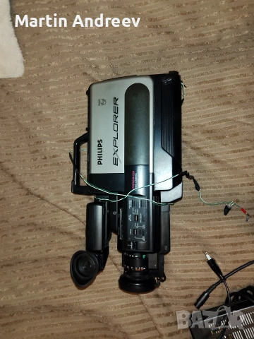 Продавам отлично работеща стара VHS видеокамера, снимка 3 - Антикварни и старинни предмети - 53335700