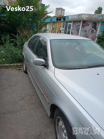 BMW 520, снимка 3 - Автомобили и джипове - 51854772