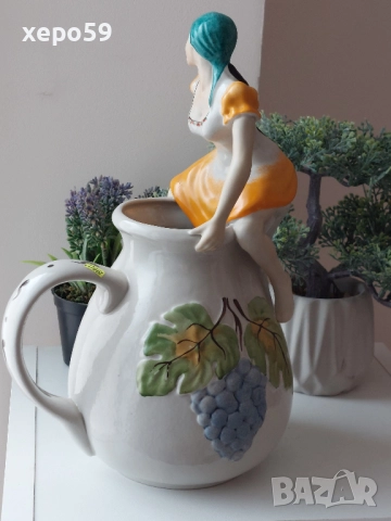 Много рядка авторсака порцеланова кана за вино-еротика/вместимост-1500-1800 мл., снимка 7 - Аксесоари за кухня - 52315765