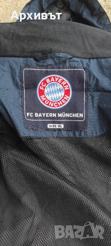 Ветровка Bayern Munchen , снимка 2 - Спортни дрехи, екипи - 52652687