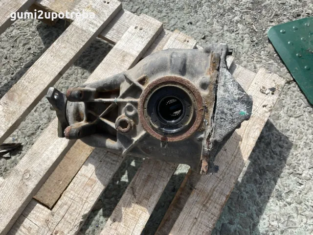 Заден Диференциал A2113510405 Mercedes E class W211 V6 4matic Kombi OM642, снимка 4 - Части - 49486021