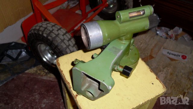 Оптически уред/ оптика / - ТЕОДОЛИТ за измерване - германски, снимка 2 - Антикварни и старинни предмети - 39704246