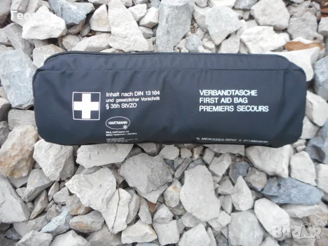 Аптечка Аптечки и Папка - папки от Мерцедес, снимка 7 - Части - 47322770