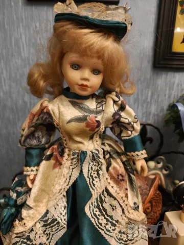Стара порцеланова кукла ръчна изработка от 70 те год, снимка 2 - Колекции - 47972391