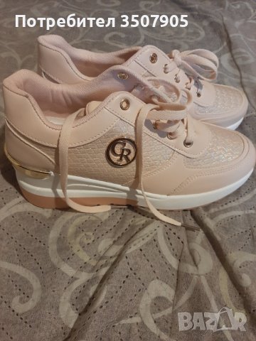 Продавам чисто нови маратонки  41 номер , снимка 2 - Маратонки - 44489020