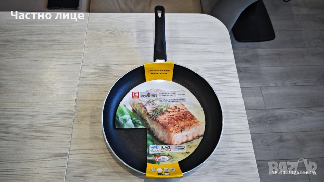 Продавам чисто нов тиган тефлонов 32 см , снимка 4 - Съдове за готвене - 53161096