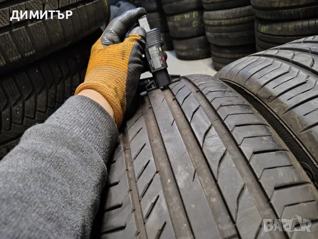 2бр.летни гуми CONTINENTAL 235/45/19 99V DOT 0922, снимка 3 - Гуми и джанти - 49405858