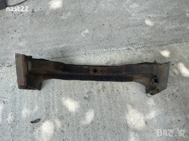 Греда под диференциал Сузуки Витара 2.0 V6 -дълга база