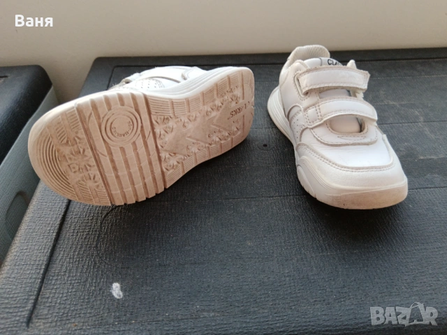 Детски маратонки Clarks, снимка 2 - Детски маратонки - 54038262