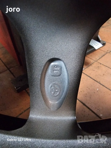 Патерица Toyota RAV4(XA50) 2024г., снимка 5 - Гуми и джанти - 53249643