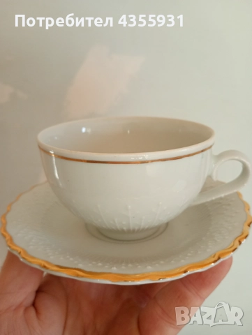 Неупотребяван стар български порцелан сервиз за чай златен кант , снимка 6 - Антикварни и старинни предмети - 52229055