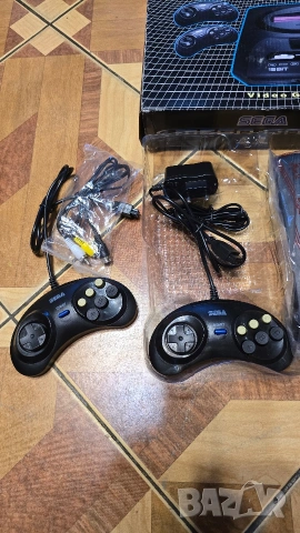 Sega Mega Drive 2 с вградени 368 игри пълен комплект нова, снимка 2 - Други игри и конзоли - 54134366