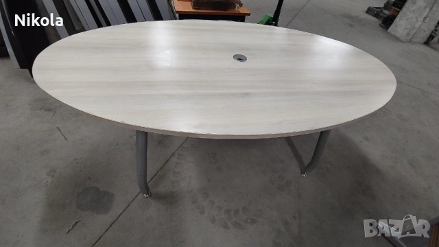 Офис маса с метални крака и рамка - елипсовидна  180/100/75см