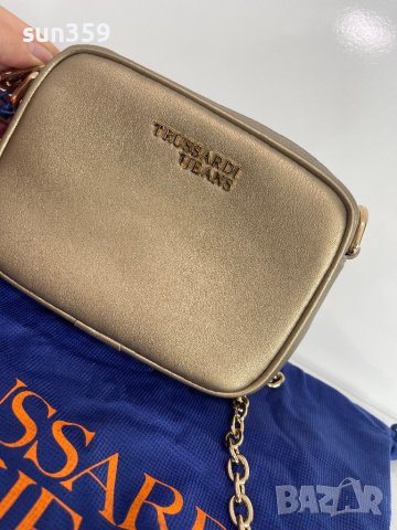 Златиста чанта Trussardi, снимка 2 - Чанти - 42686426