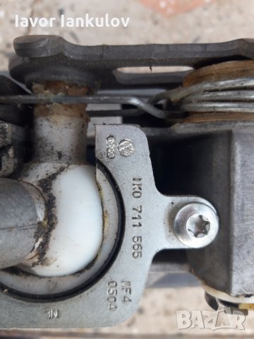 Селектор за скоростите с жила на:Ауди,Фолксваген,Сеат,Шкода, снимка 3 - Части - 31601387