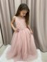 Нежна дълга рокля Размер -122,128,134,140 Цена-65 лв, снимка 1 - Детски рокли и поли - 44394362