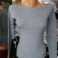 КРАСИВА сива блуза фино плетиво с отворени рамене с мрежа с камъчета , снимка 1 - Блузи с дълъг ръкав и пуловери - 38928476