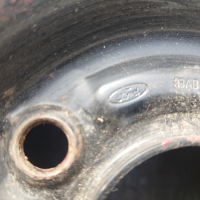 Резервна гума патерица , снимка 2 - Гуми и джанти - 44528448