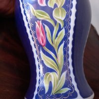 Немска порцеланова ваза с флорални мотиви и позлата , снимка 4 - Вази - 35499760