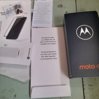 Мобилен телефон Motorola, снимка 3 - Motorola - 44794275