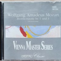 Horn Konzerte Nr. 1 Und 3 / Oboenkonzert = Horn Concertos No. 1 And 3 / Oboe Concerto, снимка 1 - CD дискове - 37620210