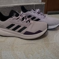 Продавам спортни летни дамски обувки adidas , снимка 1 - Дамски боти - 38390462