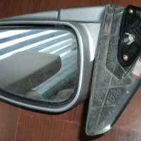 Дясно огледало за Хюндай Купе Hyundai Coupe RD , снимка 1 - Части - 38158027