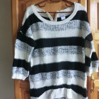 пуловер черно и бяло с цип, снимка 2 - Блузи с дълъг ръкав и пуловери - 37372428