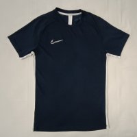 Nike DRI-FIT оригинална тениска S Найк спортна фланелка фитнес , снимка 1 - Спортни дрехи, екипи - 40465886