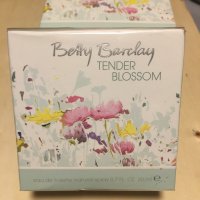 Betty Barclay tender blossom 20 ml или 50мл тоалетна вода, снимка 1 - Дамски парфюми - 31098717