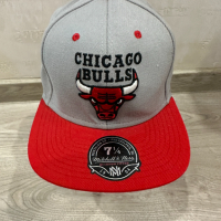 CHICAGO Bulls NBA Mitchell&Ness шапка, снимка 2 - Шапки - 44639888