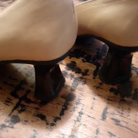 дамски обувки естествена кожа Wolford Уолфорд Италия оригинал, снимка 2 - Дамски обувки на ток - 31008775