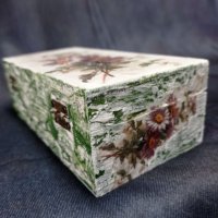 Кутия за бижута с цветни мотиви - ръчна изработка, снимка 5 - Бижутерийни комплекти - 31803354