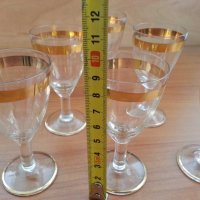 Ретро стъклени чаши чашки с златен кант, снимка 4 - Антикварни и старинни предмети - 29284923