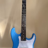 Електрическа китара син цвят, снимка 1 - Китари - 42840009