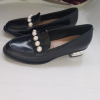 НОВИ Черни кожени елегантни обувки с перли, снимка 4 - Дамски елегантни обувки - 40488526