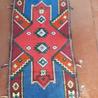 Ръчно тъкан килим чеиз, снимка 2 - Антикварни и старинни предмети - 29633579