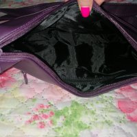 Тъмно лилава чанта , снимка 3 - Чанти - 35358551