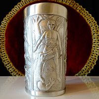 Халба,чаша от калай с юначен ковач и змей. , снимка 1 - Антикварни и старинни предмети - 44479547