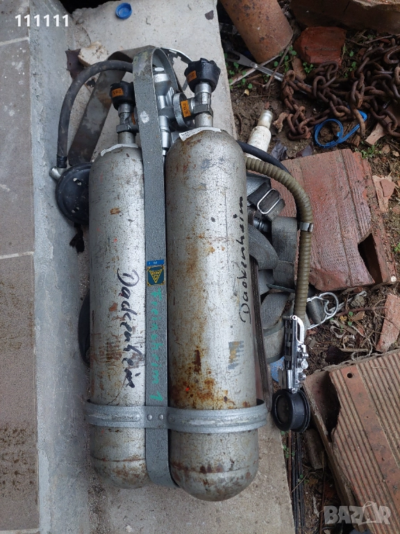 Водолазни  бутилки пълни , снимка 1