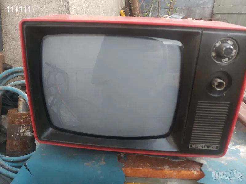 Стар телевизор за колекционери работещ , снимка 1