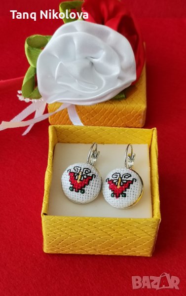 Обици с ръчно бродирани български шевици, снимка 1