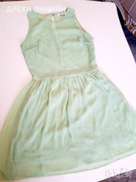 Светло зелена рокля, снимка 1