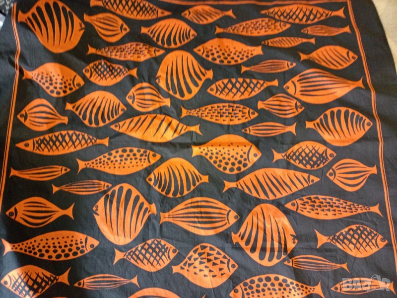 Шал с риби , снимка 1