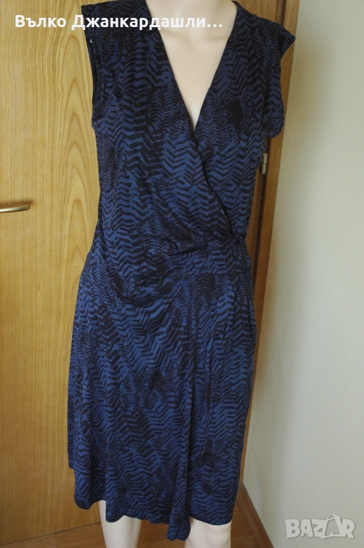 Рокля Hugo Boss, размер М, снимка 1