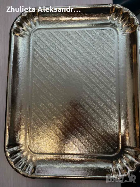 Еднократни ламинирани златни картонени плата , снимка 1